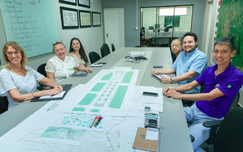 Prefeitura de Andradina debate ações do desenvolve SP e programa 50km para impulsionar economia local