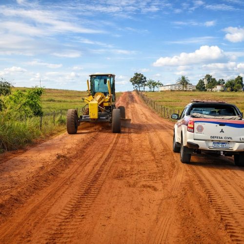 Patrolamento melhora condições da estrada rural da Abelhinha