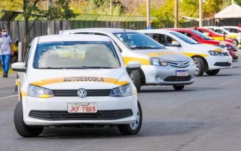 Fim da obrigatoriedade de autoescola?