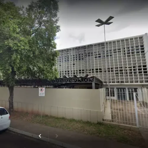 Justiça condena mote por permitir entrada de menor