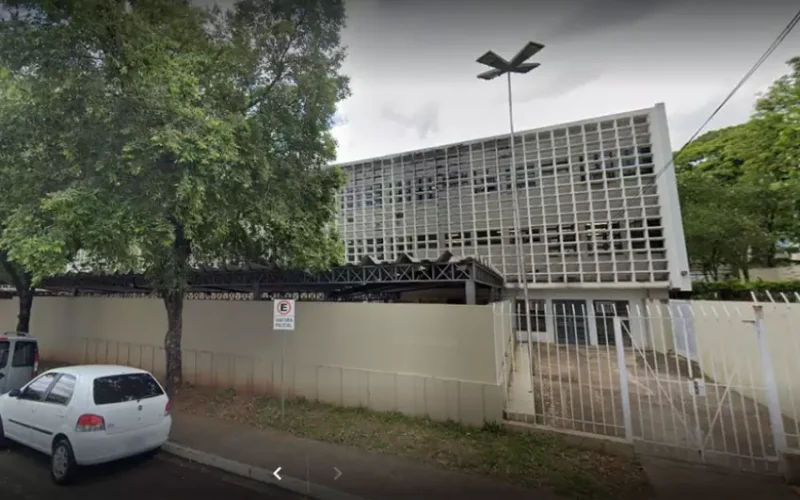 Justiça condena mote por permitir entrada de menor