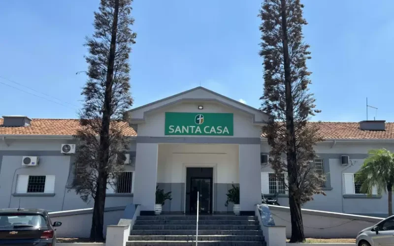 Justiça dá 1 ano para Guararapes eliminar filas na saúde