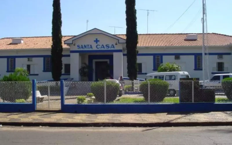 Justiça dá 180 dias para Guararapes zerar fila do SUS