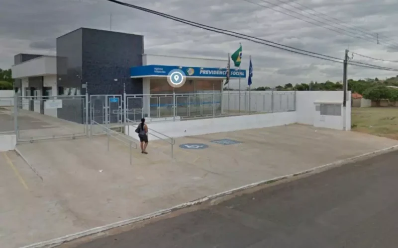 Homem é preso após invadir INSS e tentar furtar equipamentos