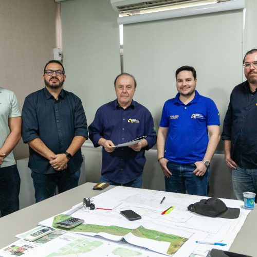 Prefeitura de Andradina assina convênio e discute cooperação com o Itesp