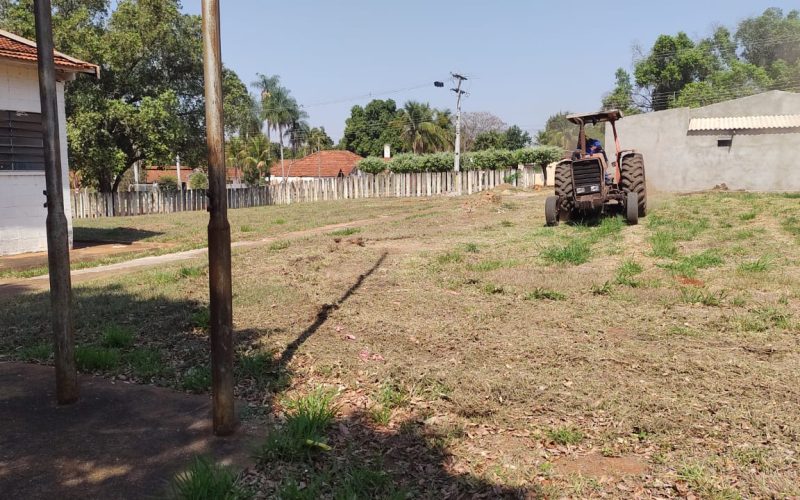 Prefeitura de Andradina segue com serviços intensivos em diversos pontos da cidade e zona rural