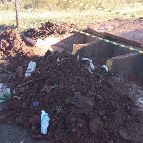 Prefeitura de Andradina faz limpeza de bueiros