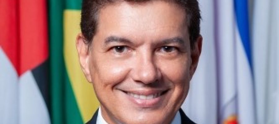 Vereador Professor Luzimar destaca importância e nobreza da enfermagem em Andradina