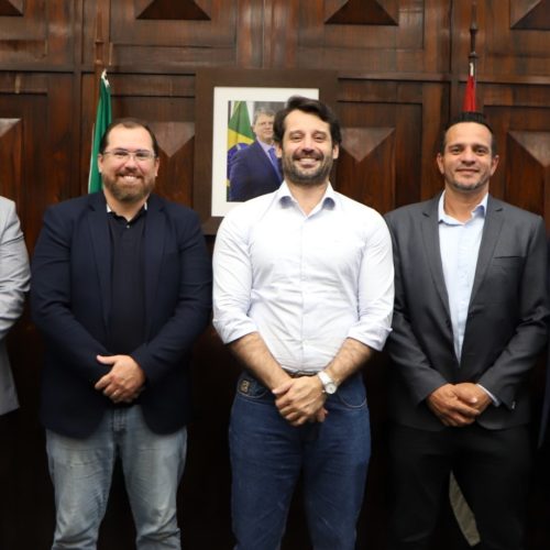 Andradina conquista rolo compactador para Agricultura