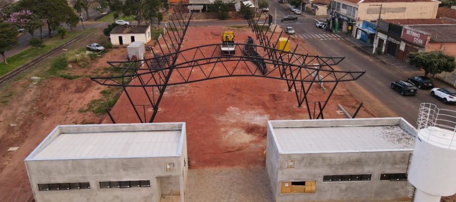 Mercadão Municipal começa a criar forma em Andradina
