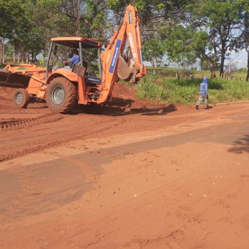 Limpeza da Estrada de Paranápolis melhora tráfego para a área urbana