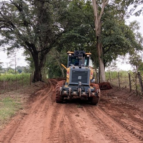 Patrulha rural realiza patrolamento de estradas no Bairro Maravilha