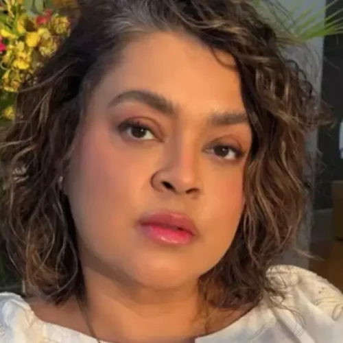 Cantora Preta Gil morre aos 50 anos, em tratamento contra câncer
