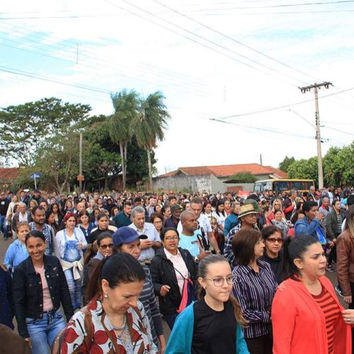 Procissão do Bom Jesus da Lapa completa 83 anos em Andradina