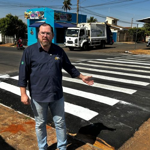 Prefeitura de Andradina instala faixas elevadas na Rio Grande do Sul