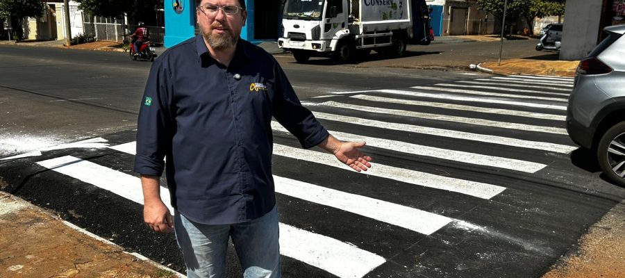 Prefeitura de Andradina instala faixas elevadas na Rio Grande do Sul