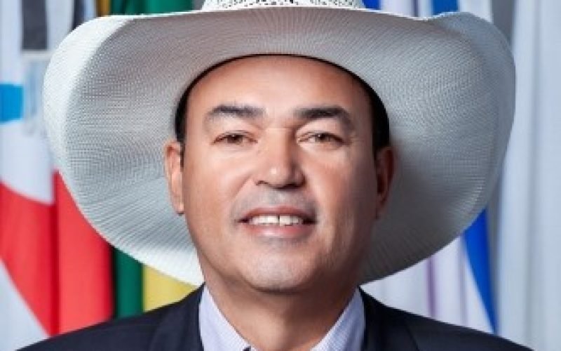 Vereador Rodarte cobra informações sobre paralisação das obras do Mercadão Municipal