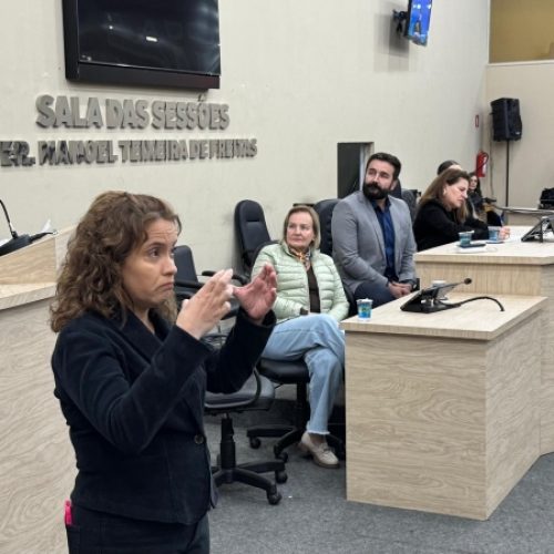 Audiência na Câmara de Andradina debateu dificuldades enfrentadas pela comunidade surda