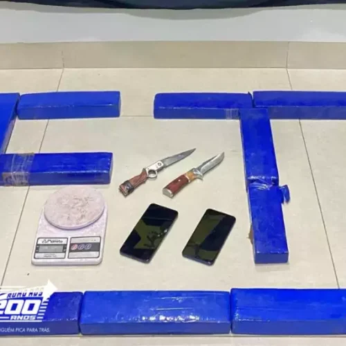 Trio é preso por tráfico de drogas e corrupção de menor