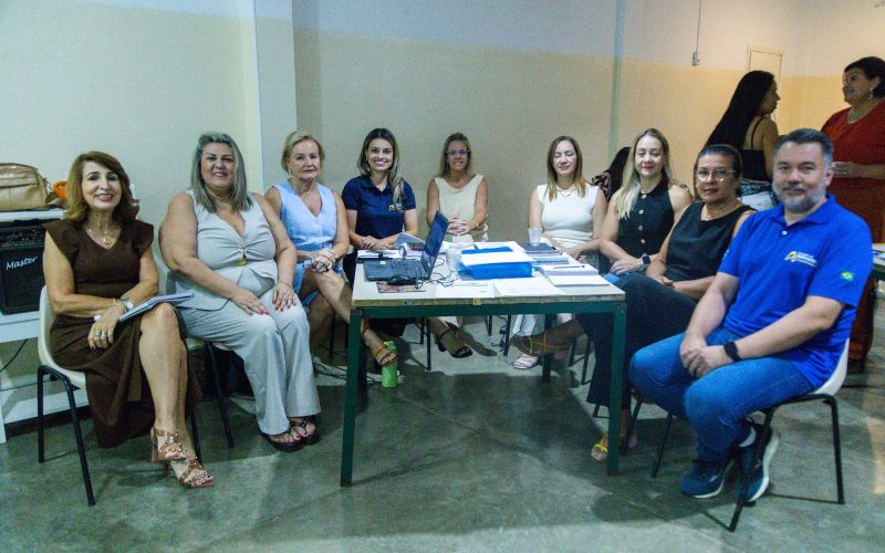 Educação de Andradina avalia desempenho da rede municipal no SARESP 2025