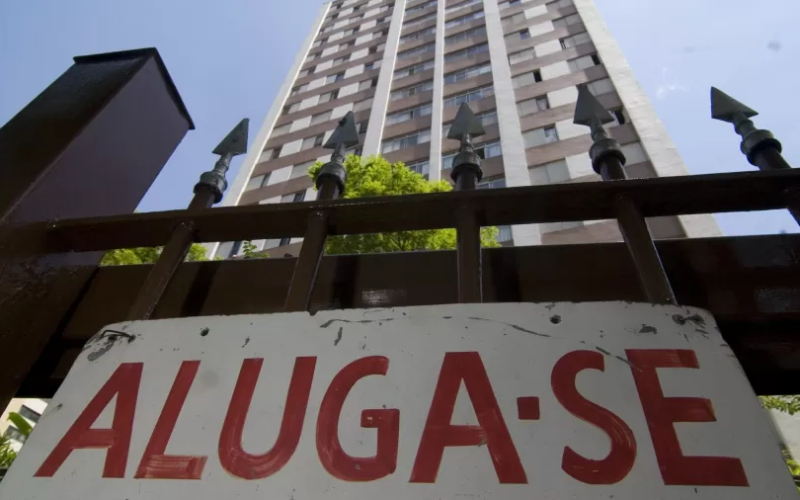 Aluguel residencial sobe quase 10% no Brasil em 2025, aponta FipeZap