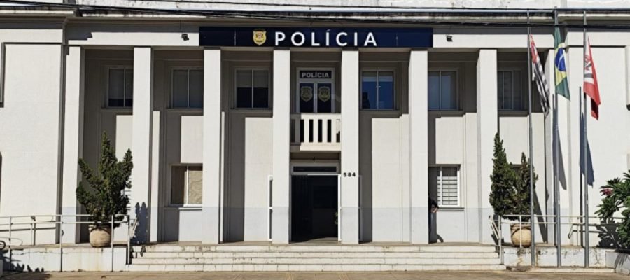Jovem denuncia ofensa racial após ser chamada de 'macaca'