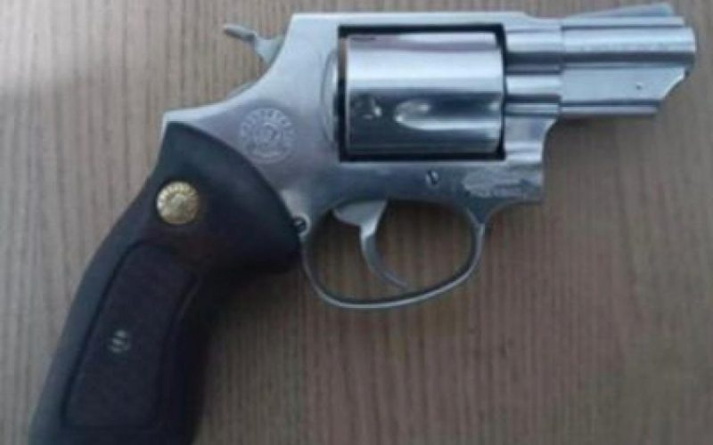 Dupla é detida com armas e moto adulterada em Andradina