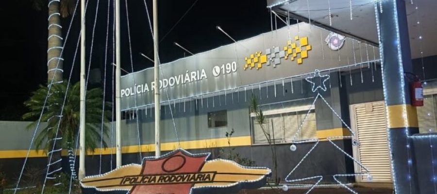 Base da PM Rodoviária inicia campanha Natal Iluminado 2025