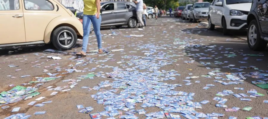 Pedir votos e fazer propaganda: saiba o que é proibido no dia de votar