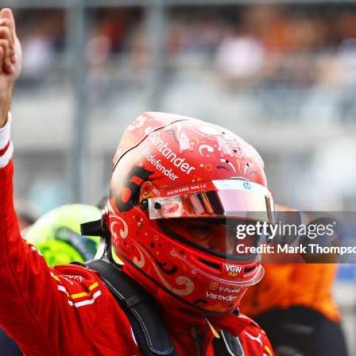 MEXICO CITY, MEXICO - OCTOBER 26: Pole position qualifier Carlos Sainz of Spain and Ferrari celebrates in parc ferme during qualifying ahead of the F1 Grand Prix of Mexico at Autodromo Hermanos Rodriguez on October 26, 2024 in Mexico City, Mexico. (Photo by Mark Thompson/Getty Images)