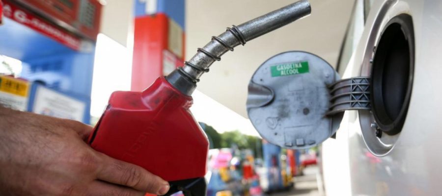 Preço dos combustíveis dispara no Brasil, e Cade investiga