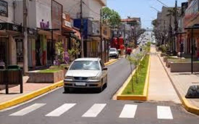 Definido em convenção coletiva que terça e manhã de quarta de Carnaval são feriados para o comércio em Andradina