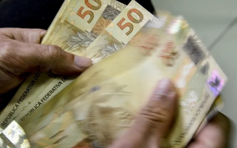 Portaria convoca instituições financeiras para 3ª fase do Desenrola