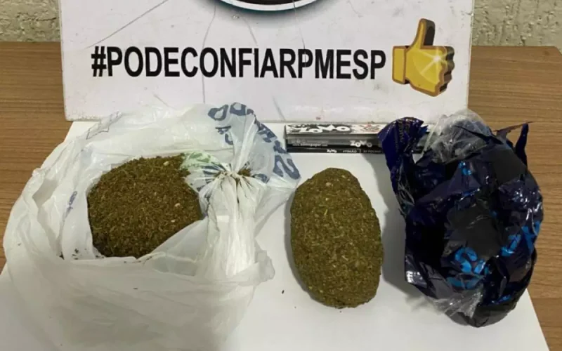 Jovem é presa ao tentar entrar com droga em penitenciária