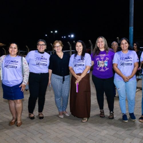 Feirinha Gospel une louvor e conscientização sobre violência contra mulher em Castilho