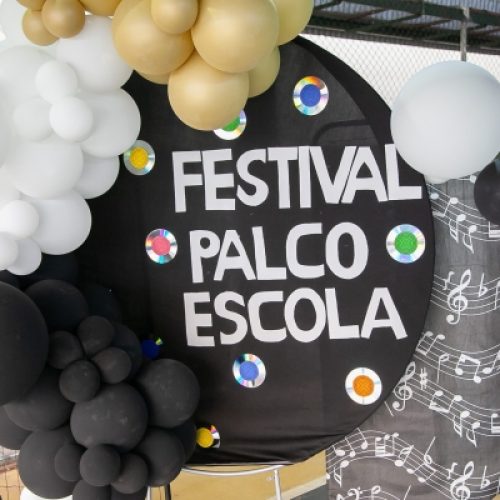 Projeto Palco Escola encanta público na EMEF Ondina Hofig de Castilho em Andradina