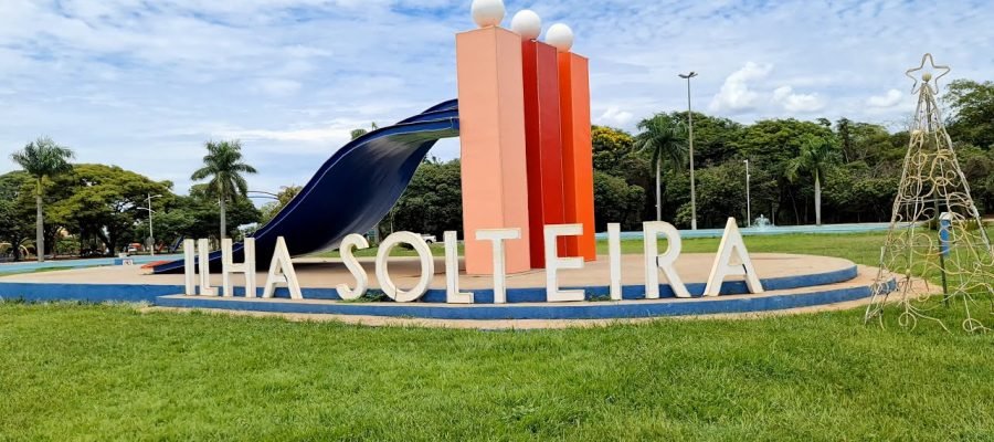 Por unanimidade, Câmara instala CP contra prefeito