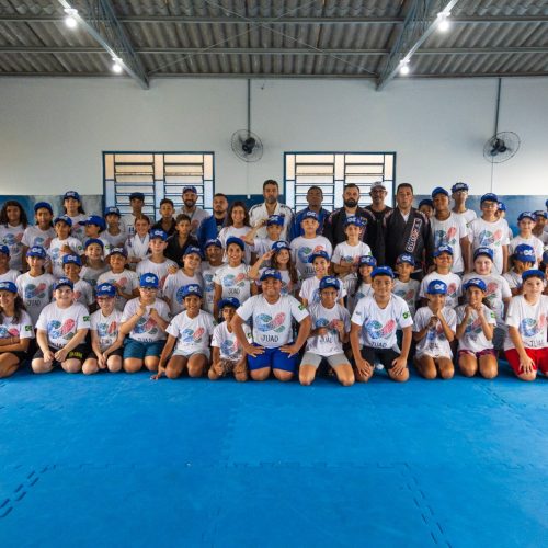 Crianças do Ministério JUAD têm primeira vivência com o jiu-jitsu no projeto “Campeões da Vida”