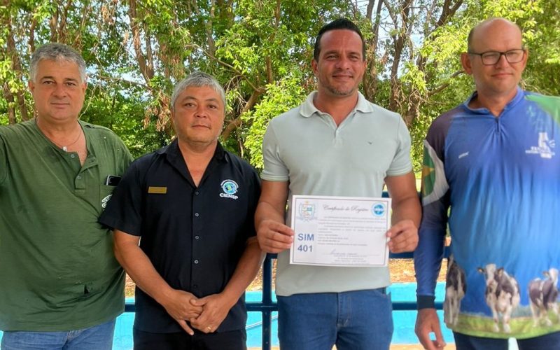 Associação dos Produtores de Leite de Andradina recebe certificação do Serviço de Inspeção Municipal (SIM/CIENSP)