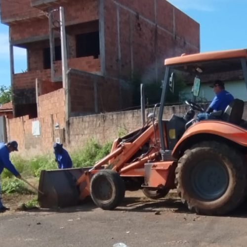 Ação da Prefeitura de Andradina garante mais limpeza e organização no Bela Vista