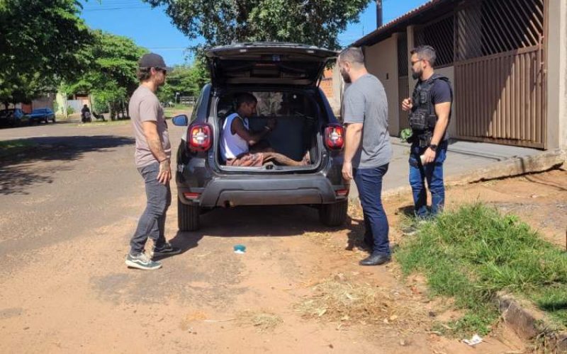 Homem de 41 anos é preso por descumprir medidas protetivas e ameaçar vítima