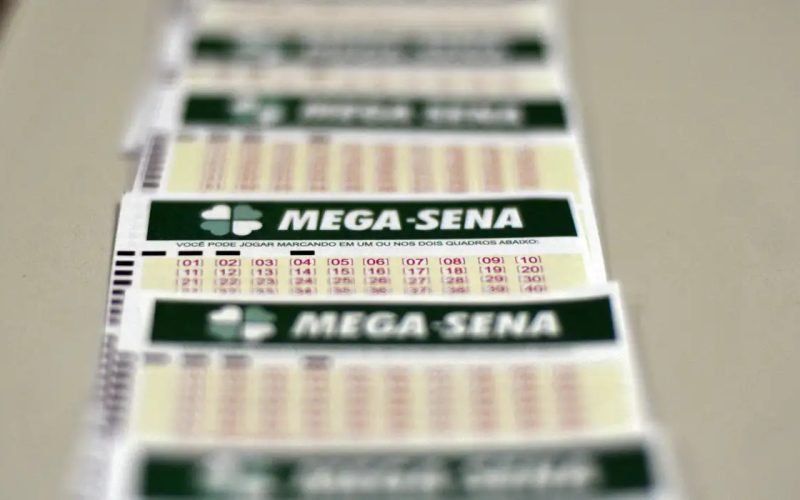 Mega-Sena sorteia prêmio acumulado em R$ 170 milhões neste domingo