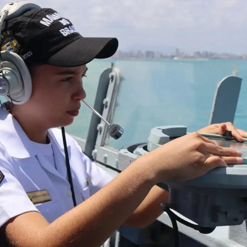 Voluntárias ingressam no serviço militar inicial feminino