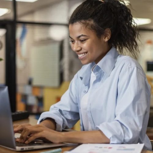 Andradina contrata mais mulheres em 2026 e tem saldo positivo de 360 empregos