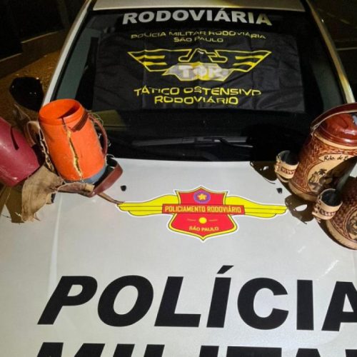 Cocaína em garrafas térmicas leva trio à prisão na Rondon