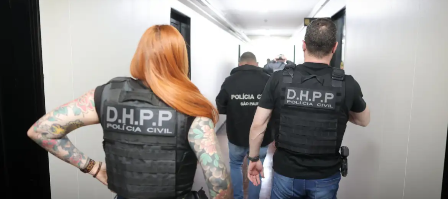Polícia de SP prende mulher suspeita de integrar rede de pedofilia