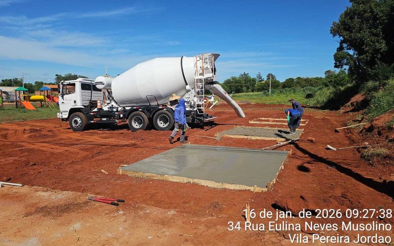 Prefeitura de Andradina começa a construção da praça do Bairro Pereira Jordão